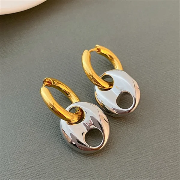 Oval Pendant Earrings